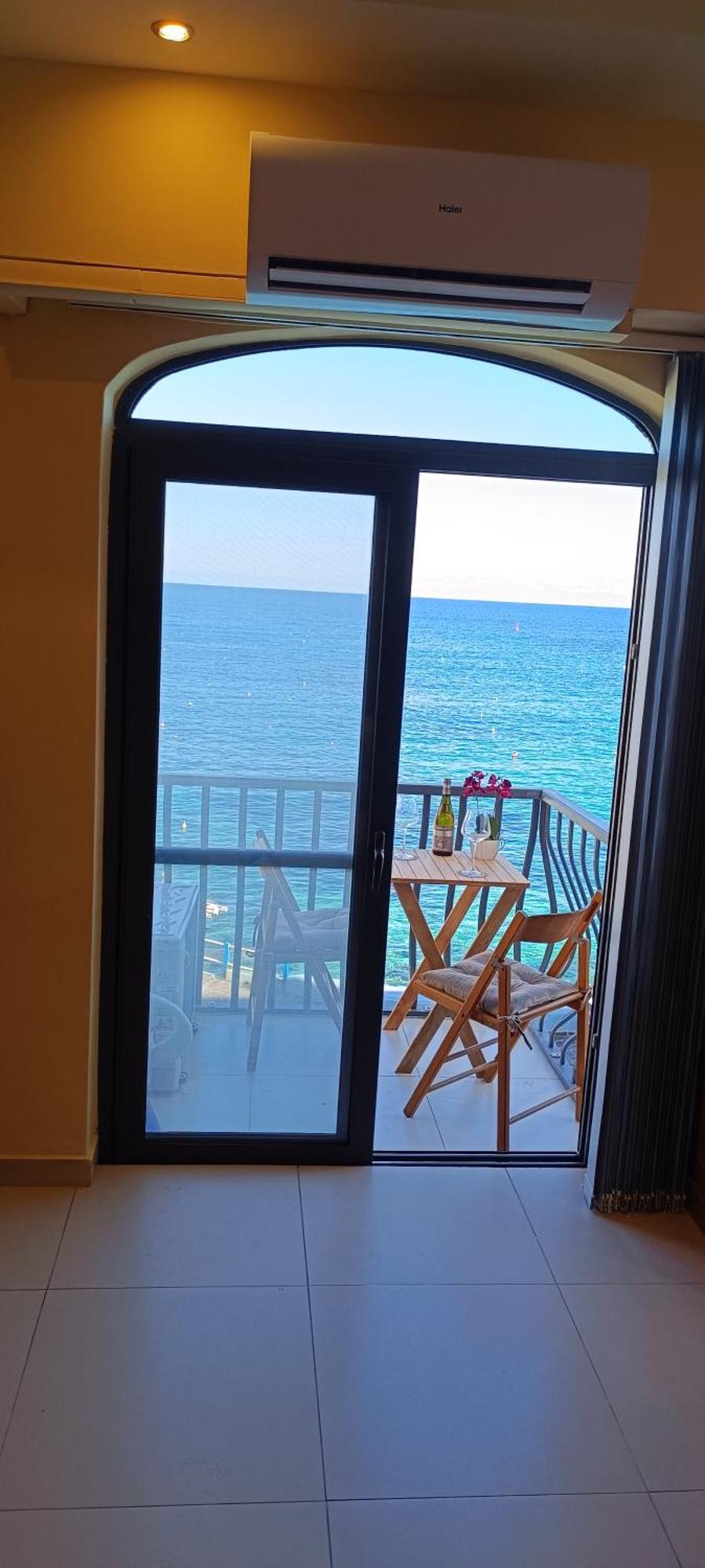 Appartement Marsalforn Sea Front Studio à Zebbug  Extérieur photo